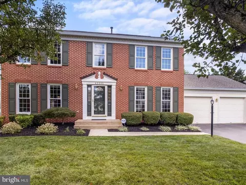 43395 Wildrose Ct, Ashburn, VA 20147 photo 4