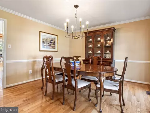 43395 Wildrose Ct, Ashburn, VA 20147 photo 10