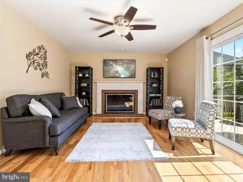 43395 Wildrose Ct, Ashburn, VA 20147 photo 16