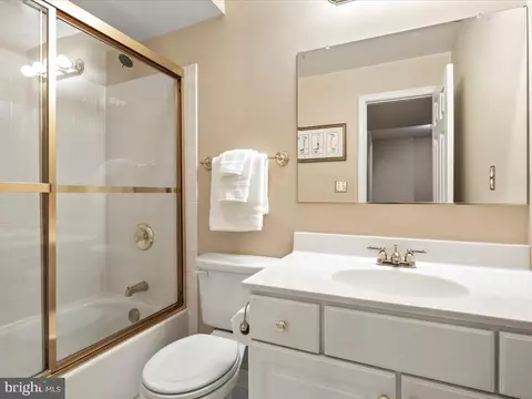 43395 Wildrose Ct, Ashburn, VA 20147 photo 33
