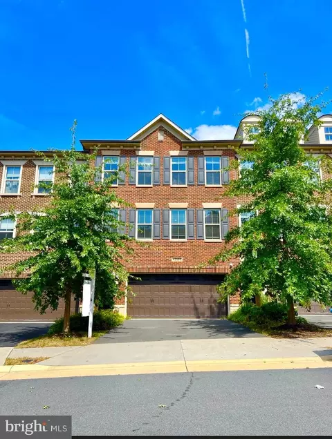 42566 Mantua Sq, Brambleton, VA 20148