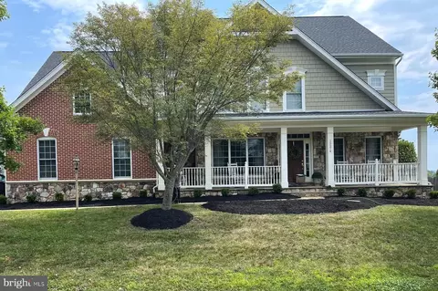 15974 London Council Ln, Leesburg, VA 20176