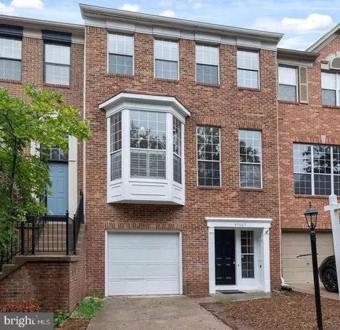 47665 Sandbank Sq, Sterling, VA 20165