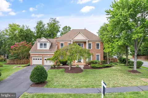 403 Beauregard Dr SE, Leesburg, VA 20175