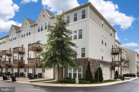 24604 Byrne Meadow Sq, Aldie, VA 20105