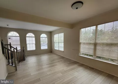 21849 Ryan Park Ter, Ashburn, VA 20147 photo 2