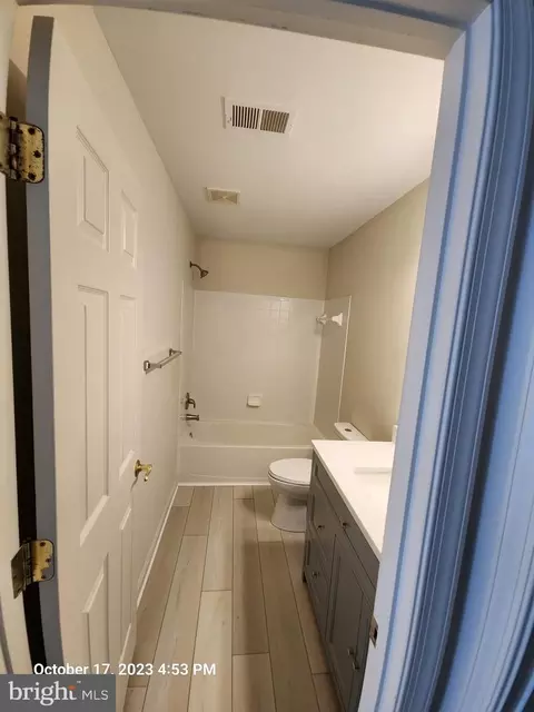21849 Ryan Park Ter, Ashburn, VA 20147 photo 11