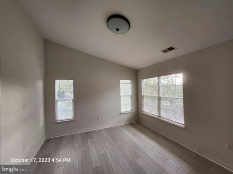 21849 Ryan Park Ter, Ashburn, VA 20147 photo 10