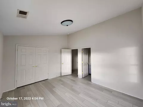 21849 Ryan Park Ter, Ashburn, VA 20147 photo 8