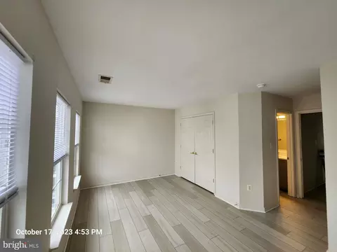 21849 Ryan Park Ter, Ashburn, VA 20147 photo 14