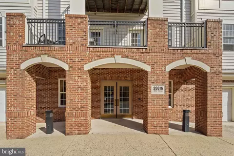 20816 Noble Ter #210, Sterling, VA 20165