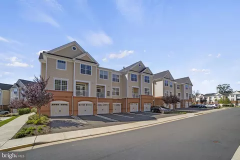 23230 Milltown Knoll Sq #110, Ashburn, VA 20148