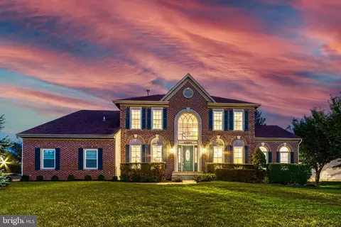 43867 Grottoes Dr, Ashburn, VA 20147