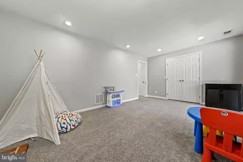 500 Beacon Dr, Sterling, VA 20164 photo 29