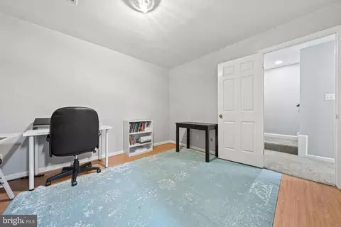 500 Beacon Dr, Sterling, VA 20164 photo 26