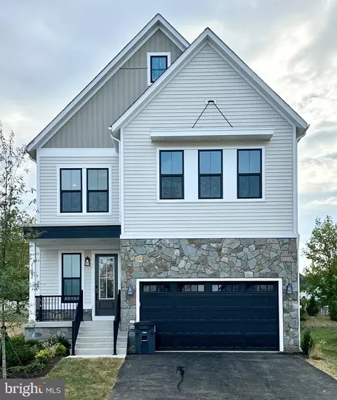 21382 Mont Blanc Pl, Ashburn, VA 20148