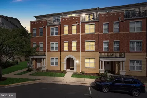 42628 Highgate Ter, Brambleton, VA 20148