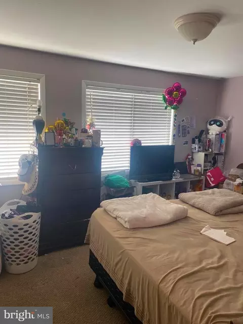 106 Hatenback Ct, Sterling, VA 20164 photo 8