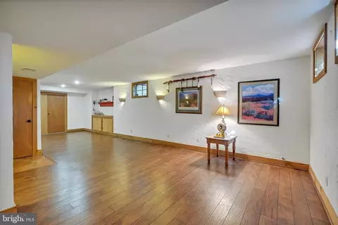 21312 Arrowhead Ct, Ashburn, VA 20147 photo 49