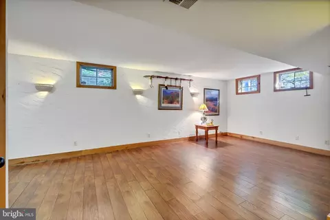 21312 Arrowhead Ct, Ashburn, VA 20147 photo 50