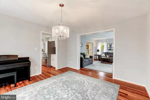 20751 Fenwick Dr, Ashburn, VA 20147 photo 8