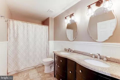 20751 Fenwick Dr, Ashburn, VA 20147 photo 32