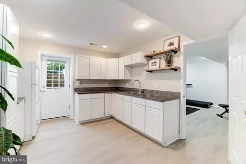 20751 Fenwick Dr, Ashburn, VA 20147 photo 35