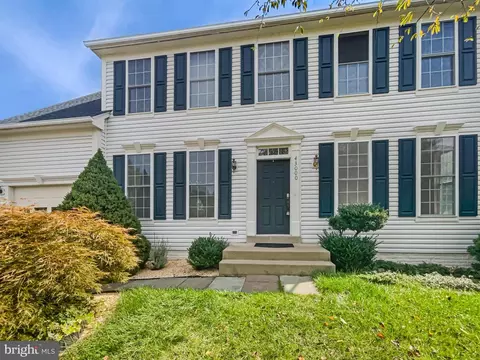 43000 Melanie Ct, Ashburn, VA 20147