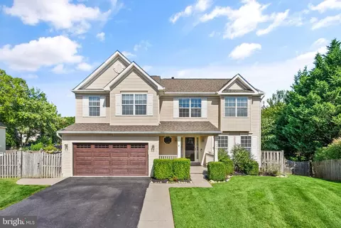 17259 Castle Ct, Purcellville, VA 20132