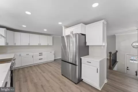 119 N Johnson Rd, Sterling, VA 20164 photo 12