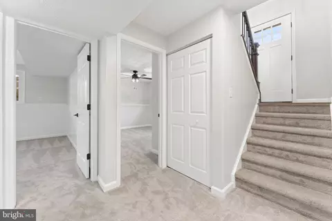 119 N Johnson Rd, Sterling, VA 20164 photo 28