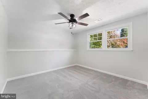 119 N Johnson Rd, Sterling, VA 20164 photo 29