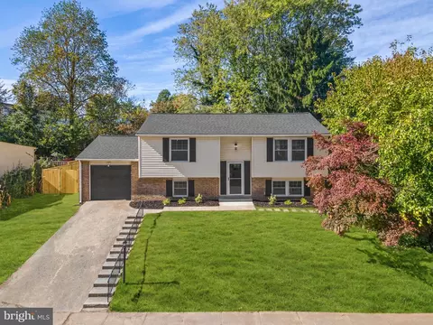 119 N Johnson Rd, Sterling, VA 20164 photo 3