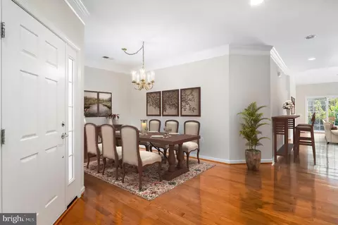 20443 Valley Falls Sq, Ashburn, VA 20147