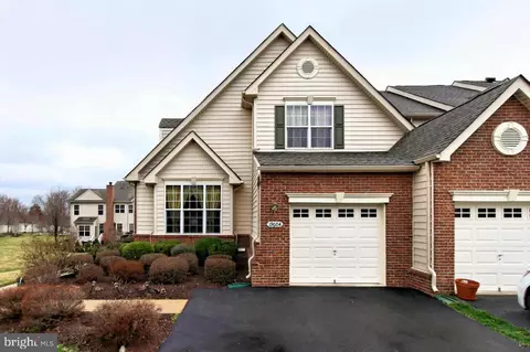 19604 Edgemont Sq, Ashburn, VA 20147