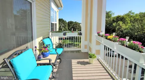 20901 Cedarpost Sq #301, Ashburn, VA 20147