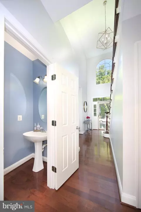 46811 Willowood Pl, Sterling, VA 20165 photo 16