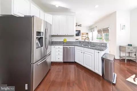 46811 Willowood Pl, Sterling, VA 20165 photo 10