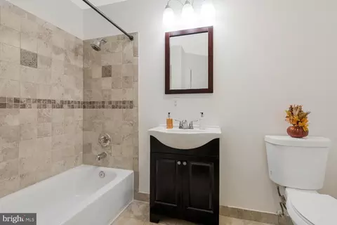 1608 E Madison Ct, Sterling, VA 20164 photo 26