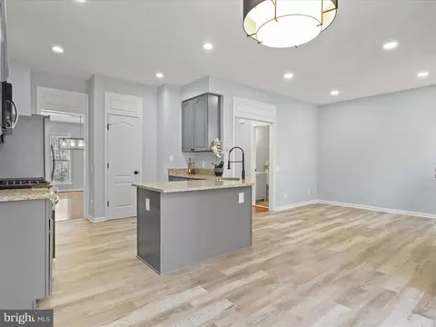 20933 Trinity Sq, Sterling, VA 20165 photo 6