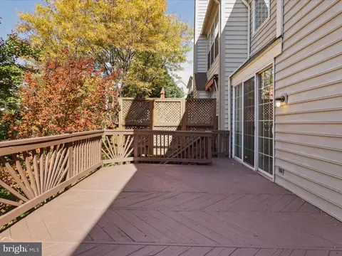 20933 Trinity Sq, Sterling, VA 20165 photo 29