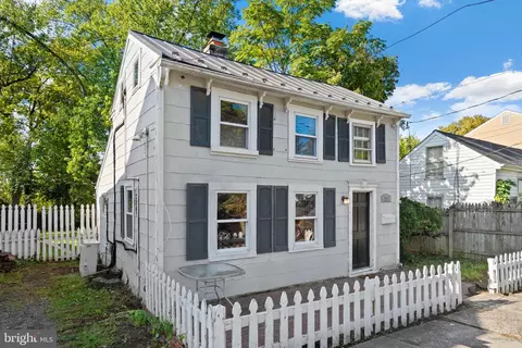 227 S Street St SE, Leesburg, VA 20175