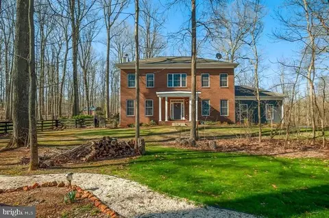 41351 Red Hill Rd, Leesburg, VA 20175