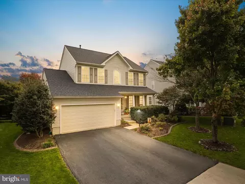 25374 Vacation Pl, Aldie, VA 20105