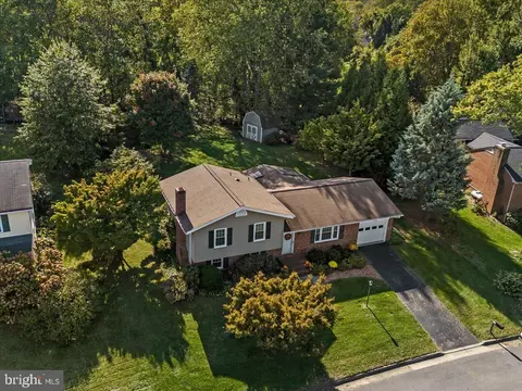 106 Peach Tree Ct, Hamilton, VA 20158 photo 2