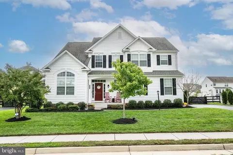 43285 Heavenly Cir, Leesburg, VA 20176