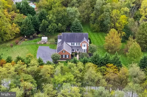 39753 Quarter Branch Rd, Lovettsville, VA 20180