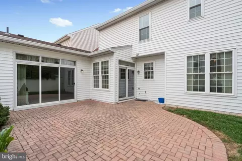 43727 Birch Manor Ter, Ashburn, VA 20147