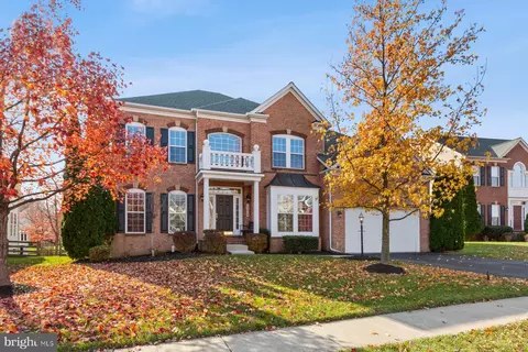 25454 Kinsale Pl, Aldie, VA 20105