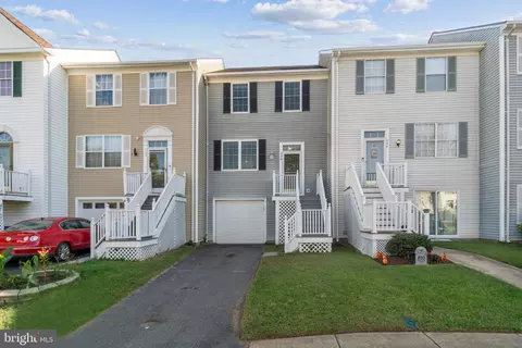 640 Radford Ter NE, Leesburg, VA 20176